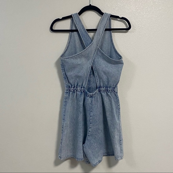 Styles to Go Acid Wash Jean Romper Sleeveless Size Medium - Picture 4 of 10